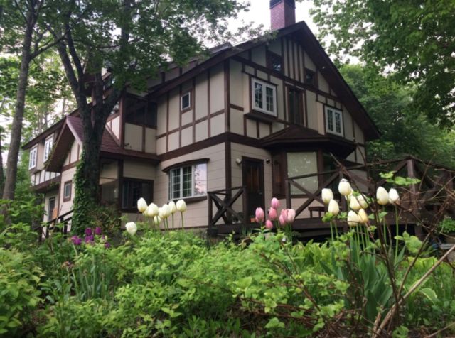 森のペンション　つつみ・すくえあ